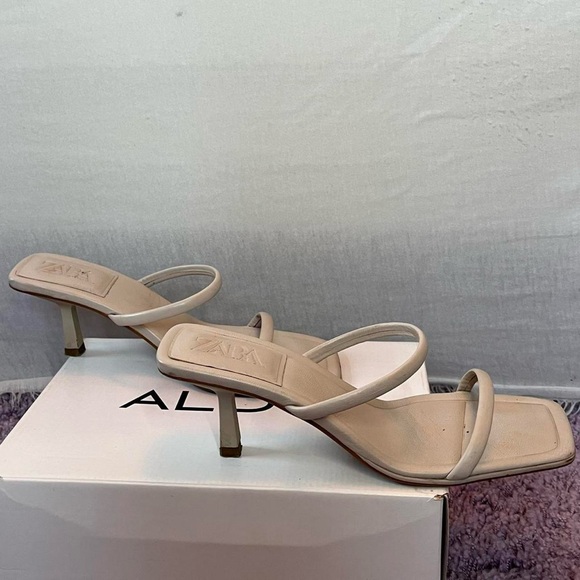 Zara kitten heel mules / sandals - Picture 5 of 7
